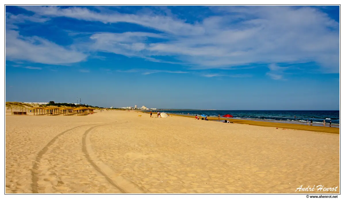 Praia da Alagoa, Altura, Altura, Eastern Algarve - long quiet beach at the eastern end of the algarve