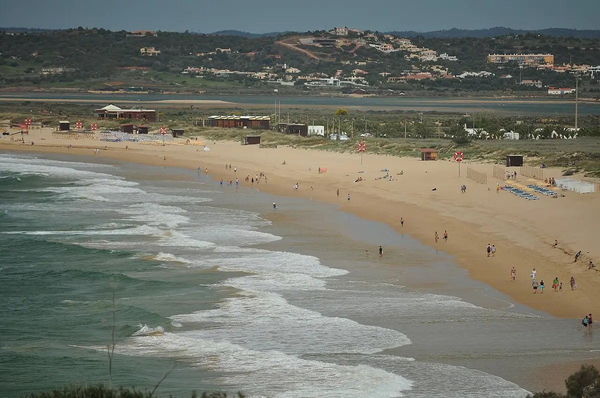 Praia de Alvor, Alvor, Algarve - wide sandy beach beside the alvor estuary