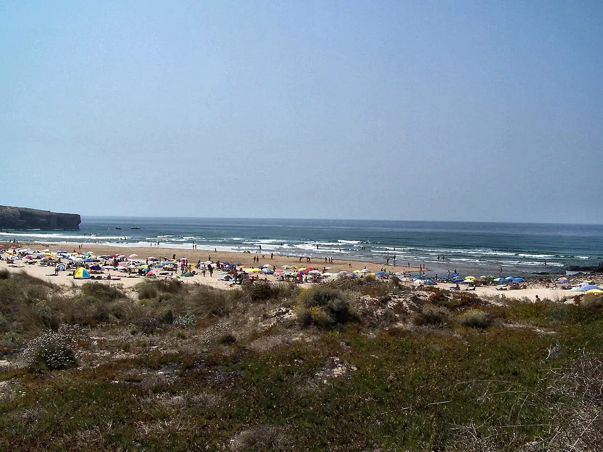 Praia da Amoreira, Aljezur, Amoreira, Aljezur, Costa Vicentina - river mouth, lagoon and atlantic surf below low cliffs