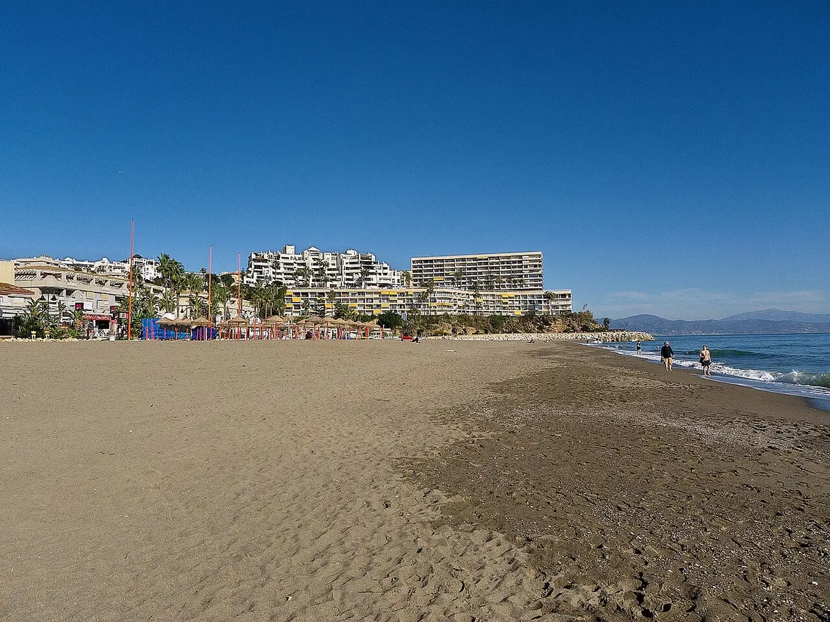 Playa de la Carihuela, Torremolinos, Costa del Sol - beach with chiringuitos and the old fishermen quarter