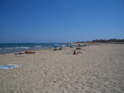 Playa del Moncayo, Guardamar