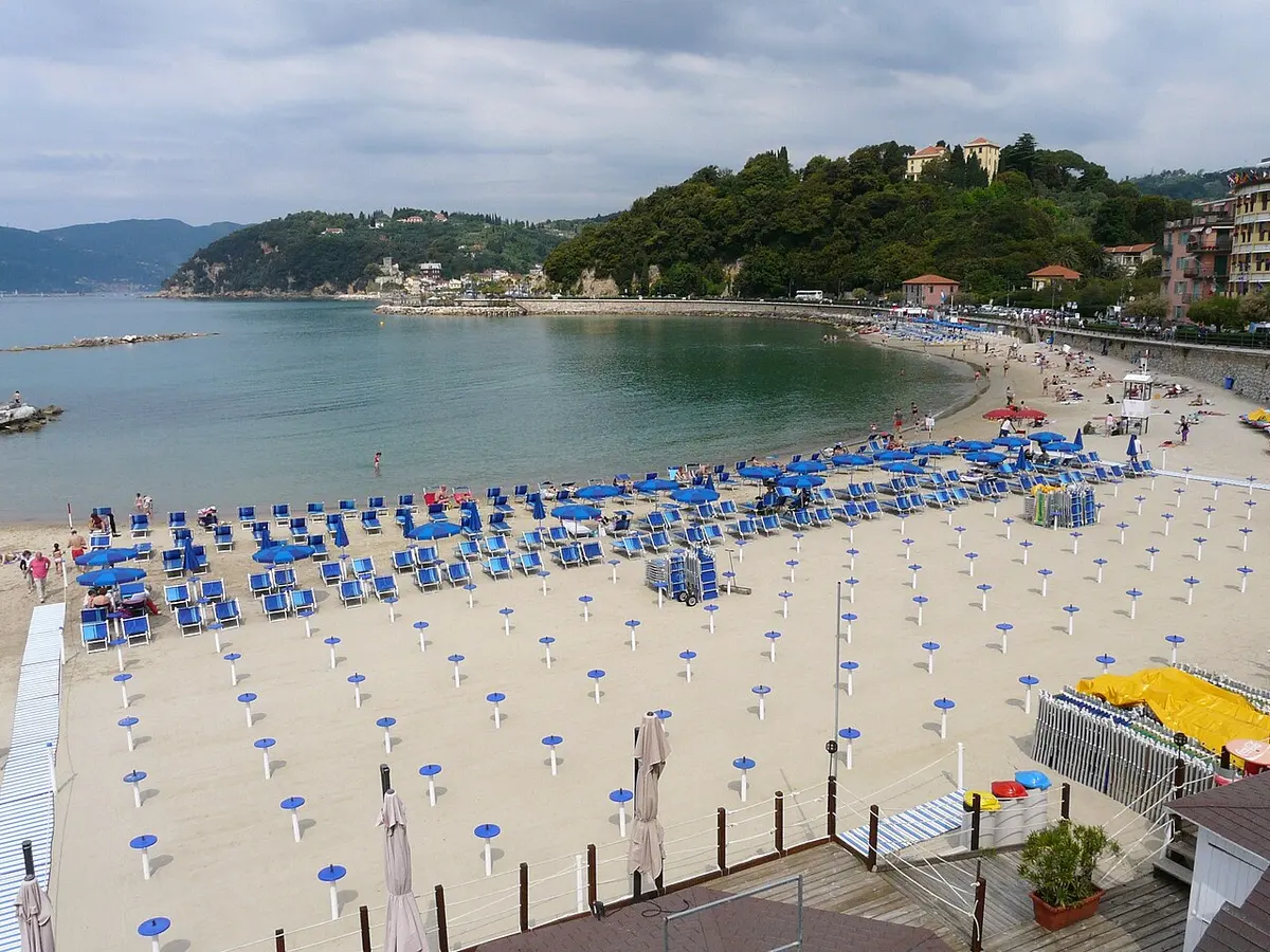 Lerici Beach, Liguria, Lerici, La Spezia, Liguria - pebble beach and castle in the gulf of poets