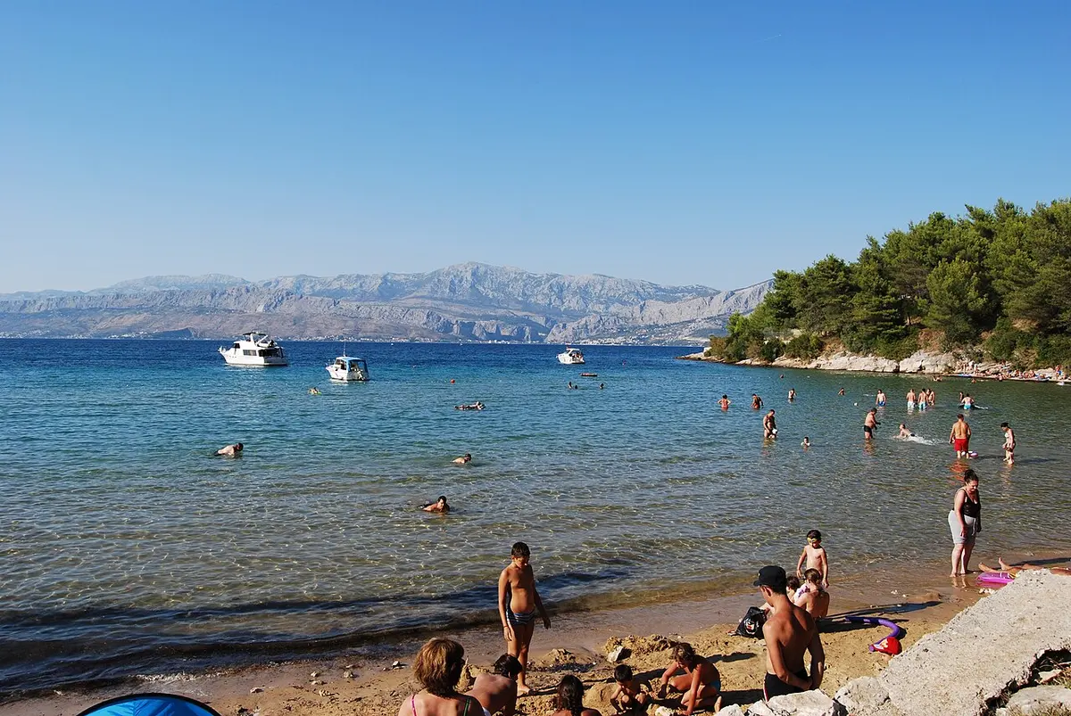 Lovrecina Bay, Brac, Postira, Brac - pine-fringed bay with fine pebbles and shallow water on brac