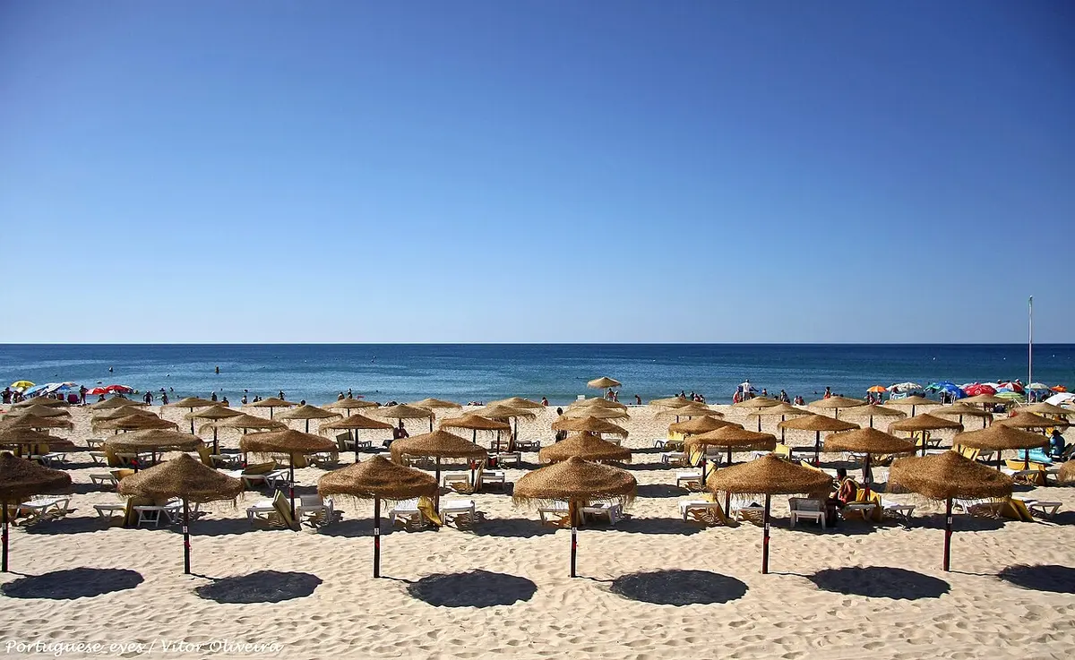 Praia da Manta Rota, Manta Rota, Vila Real de Santo Antonio, Algarve - long wide sand beach with dunes in the east algarve