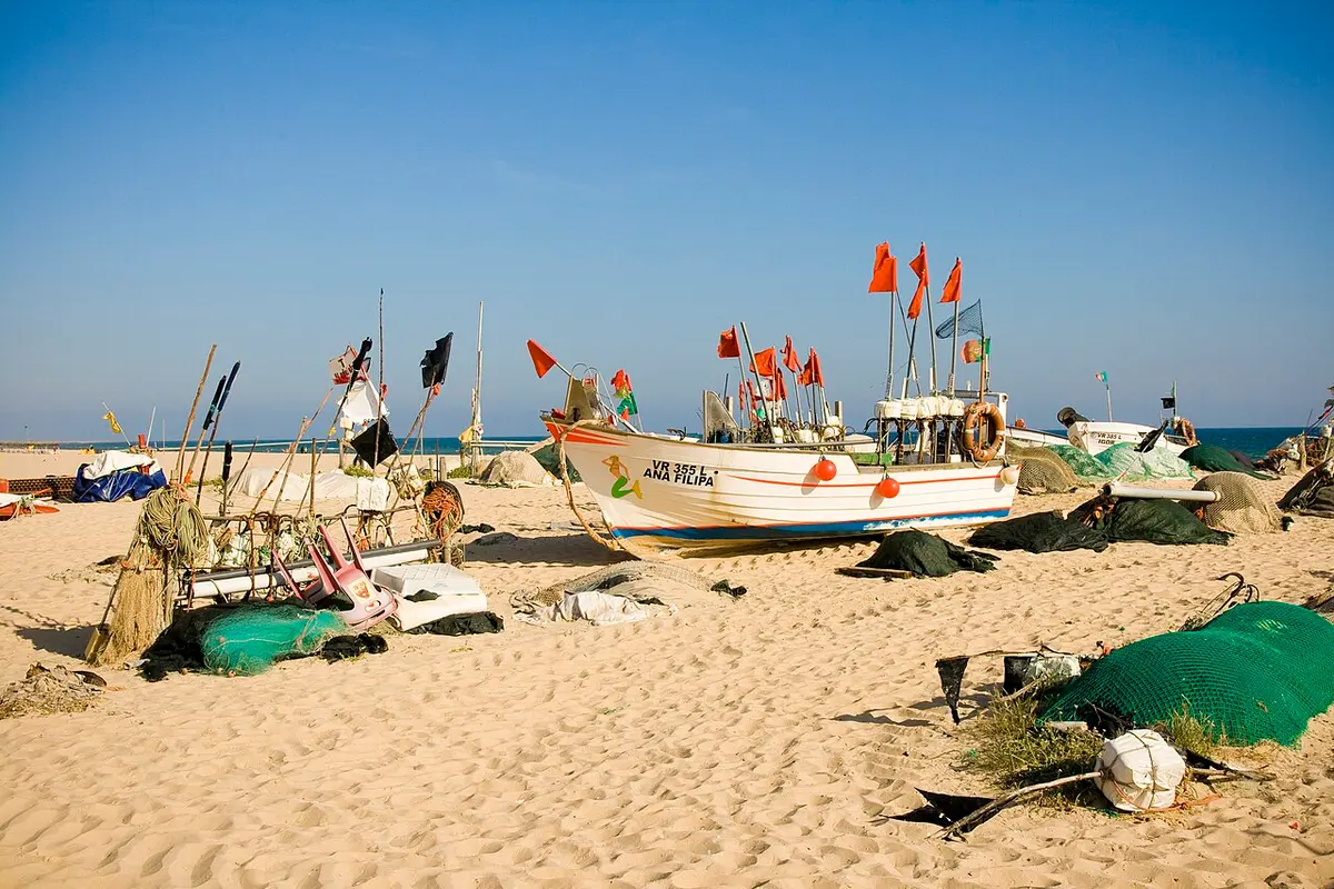Praia de Monte Gordo, Monte Gordo, Vila Real de Santo Antonio, Algarve - wide shallow beach on the eastern algarve