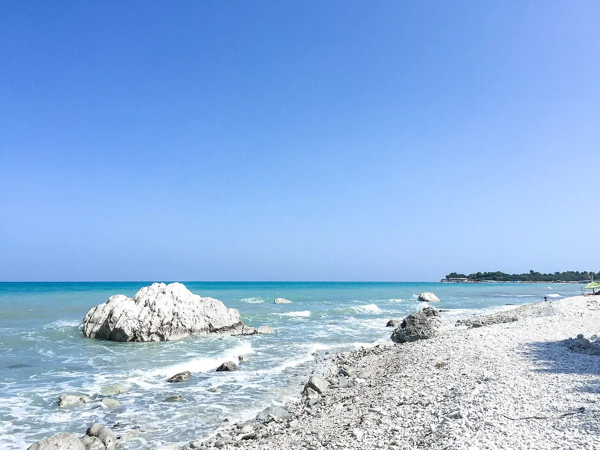 Numana Beach, Marche, Numana, Conero Riviera, Marche - pebble beach below the white cliffs of monte conero
