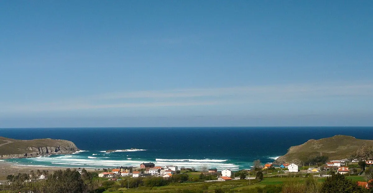 Praia de Pantin, Valdovino, Pantin, Valdovino, A Coruna, Galicia - surf beach with dunes on the north coast of galicia