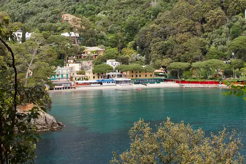 Paraggi Beach