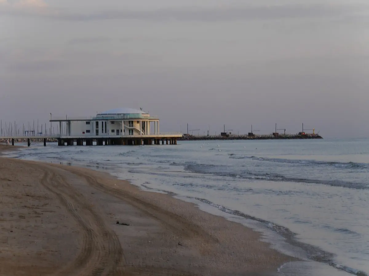 Spiaggia di Velluto, Senigallia, Senigallia, Marche - soft sand beach known as the velvet beach