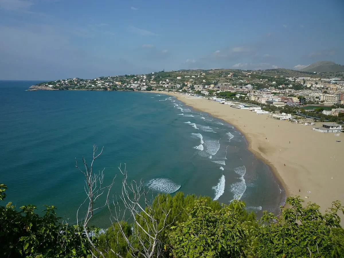 Serapo Beach, Gaeta, Serapo, Gaeta, Lazio - long golden beach below the old town of gaeta