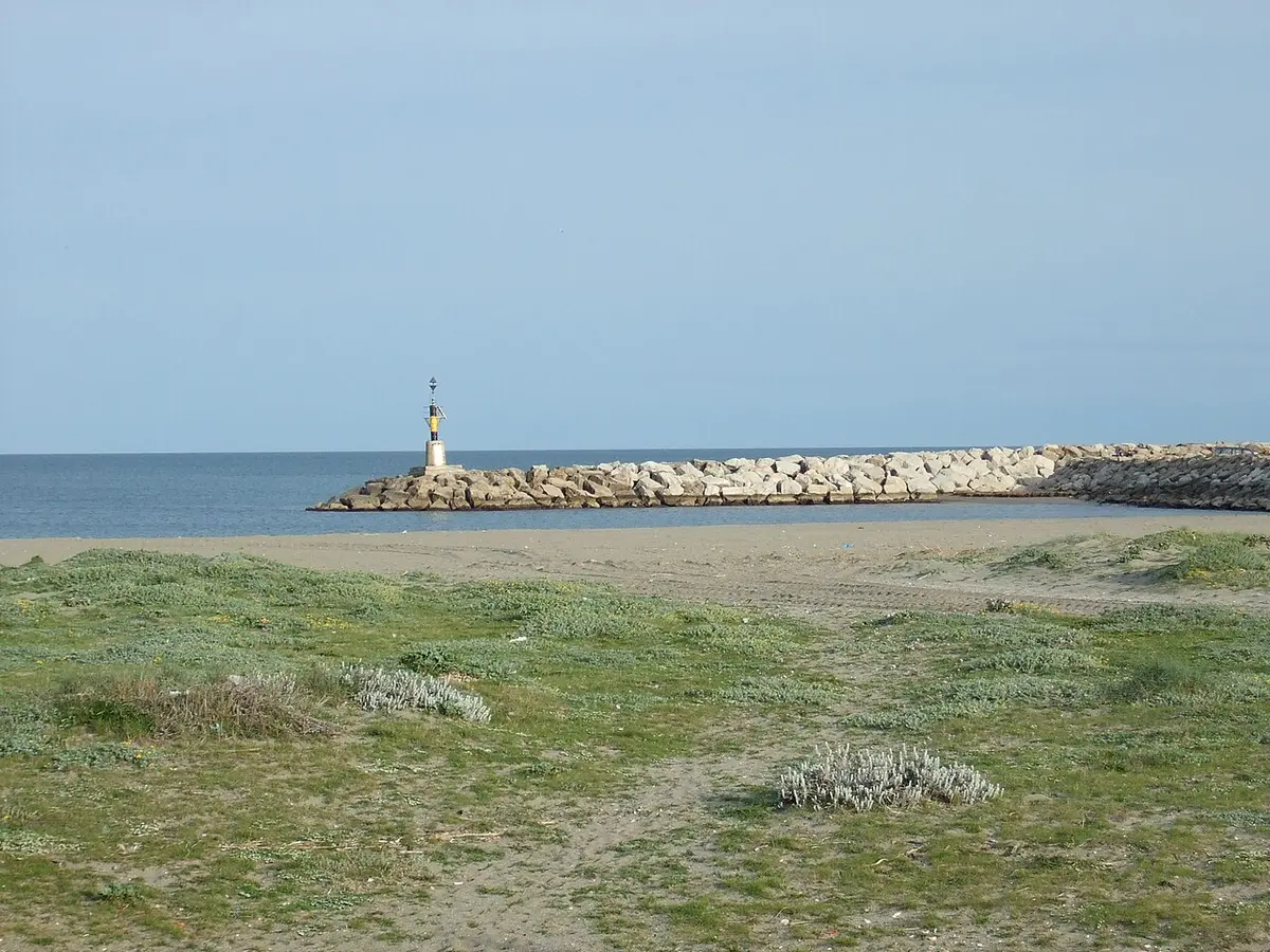 Playa de Sotogrande, Cadiz, Sotogrande, San Roque, Cadiz, Andalusia - quiet sandy beach beside a marina resort near gibraltar