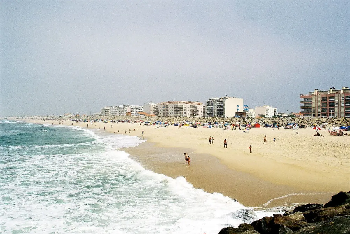 Praia da Vagueira, Vagueira, Centro - quiet wide atlantic beach with dunes