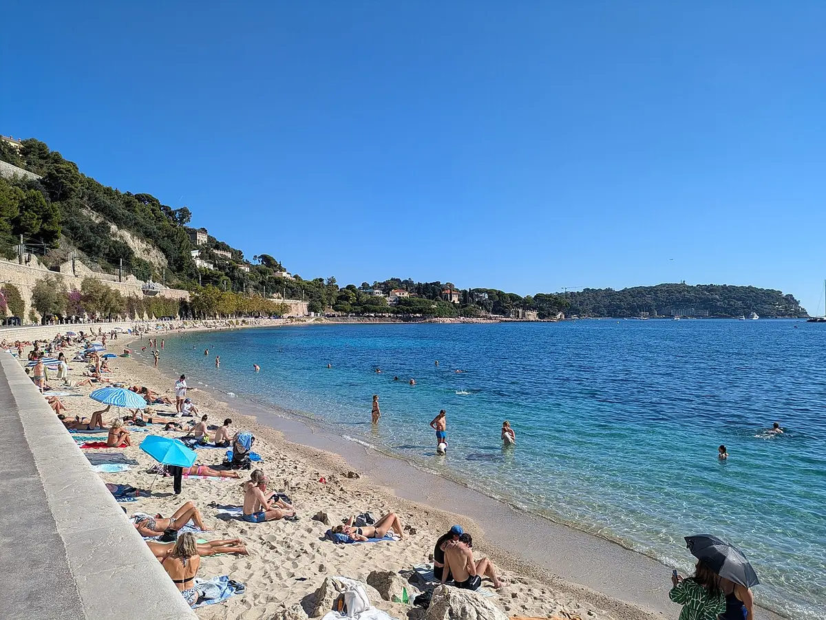 Plage des Marinieres, Villefranche-sur-Mer, Villefranche-sur-Mer, Cote d Azur - pebble bay in a deep harbour beside nice